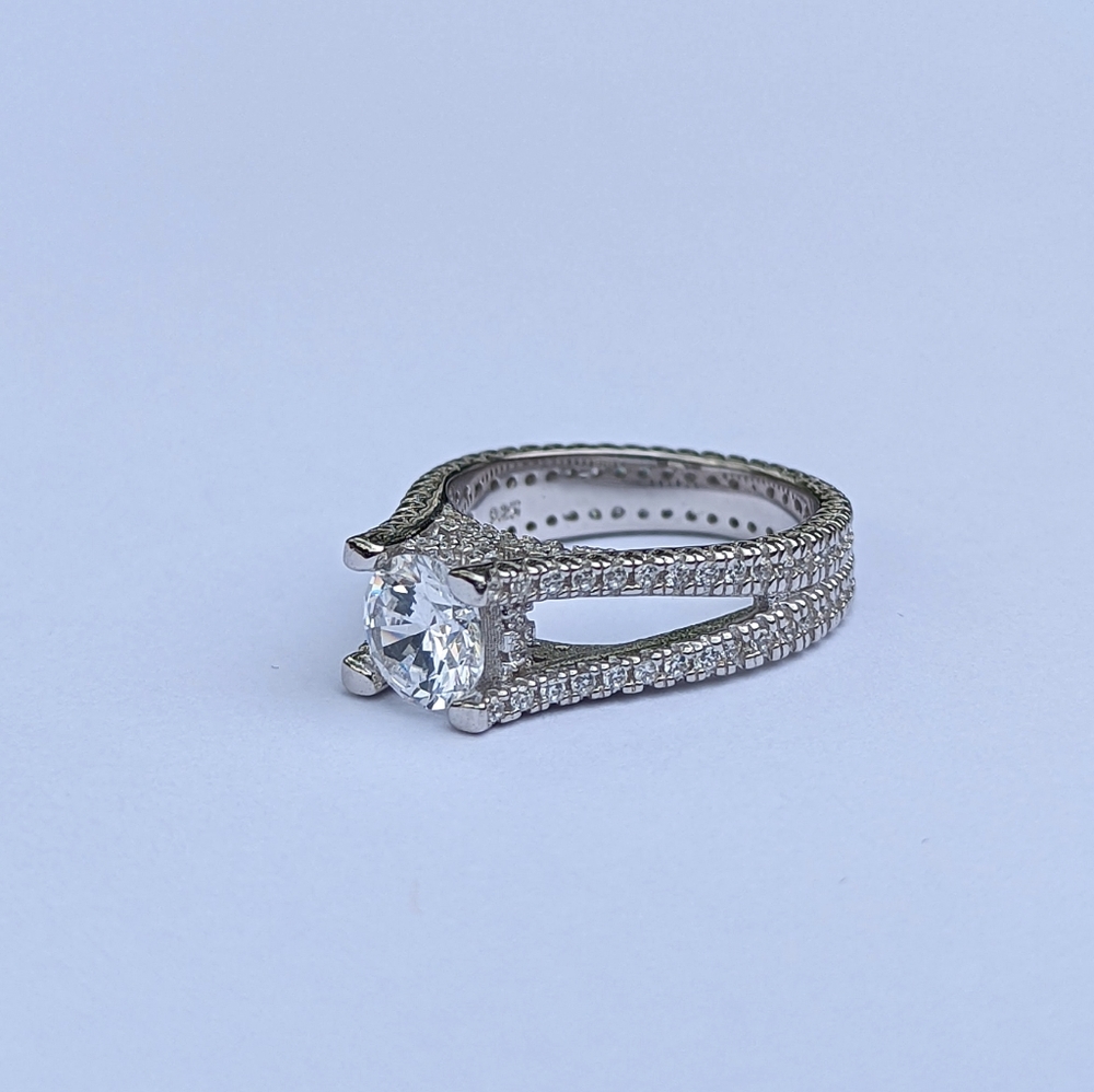 New sterling silver 925 engagement ring - Picture 8 of 9